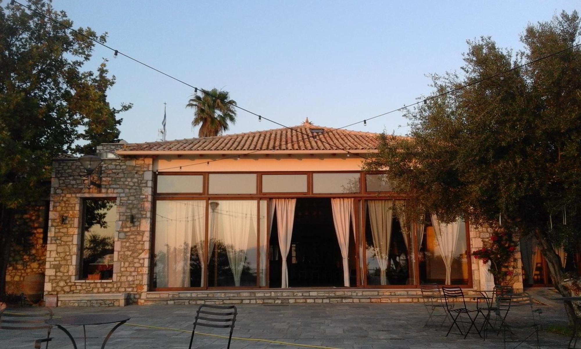 الشقق الفندقية كالاماتافي  Polas Residencies المظهر الخارجي الصورة