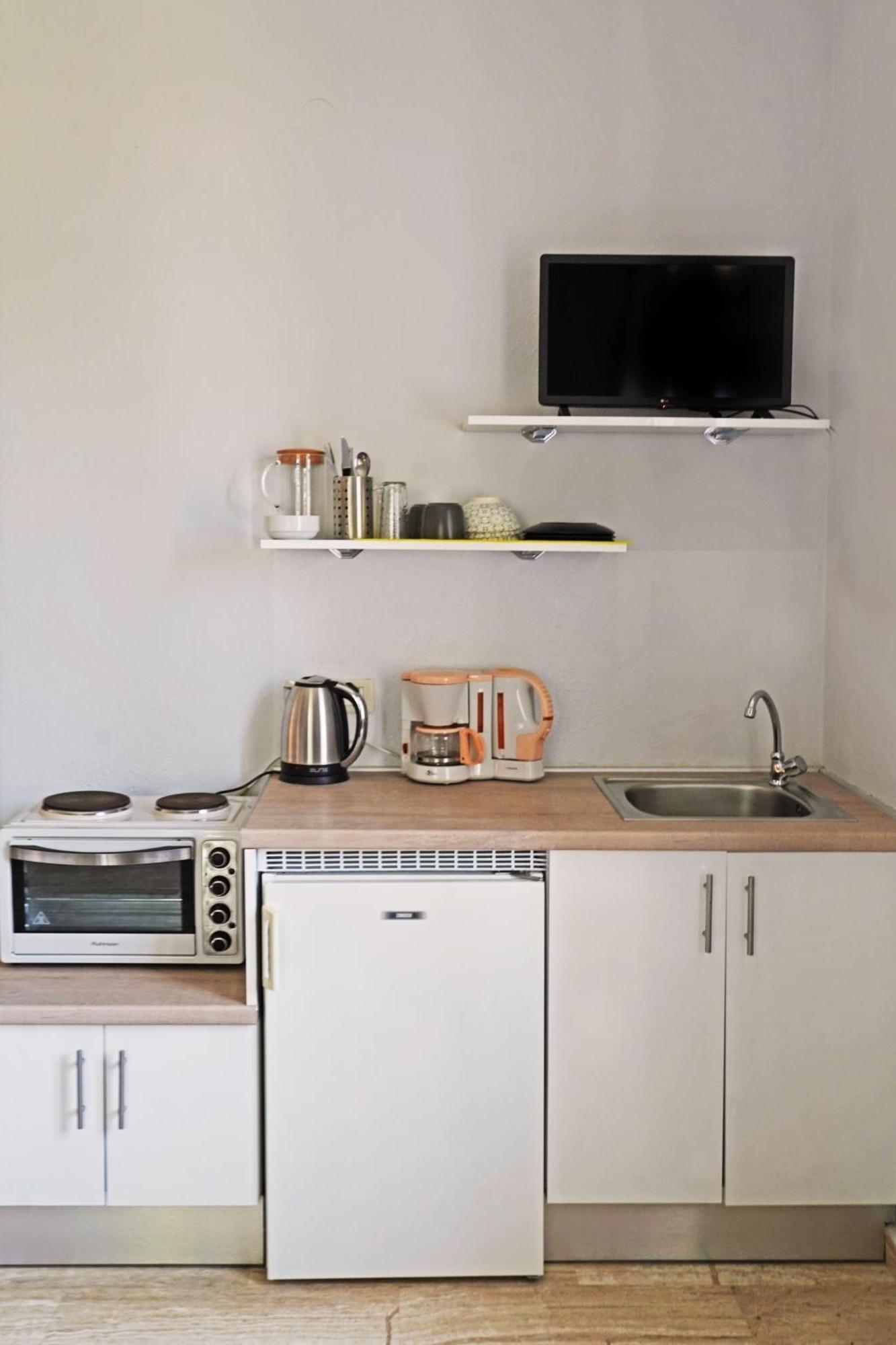 الشقق الفندقية كالاماتافي  Polas Residencies الغرفة الصورة