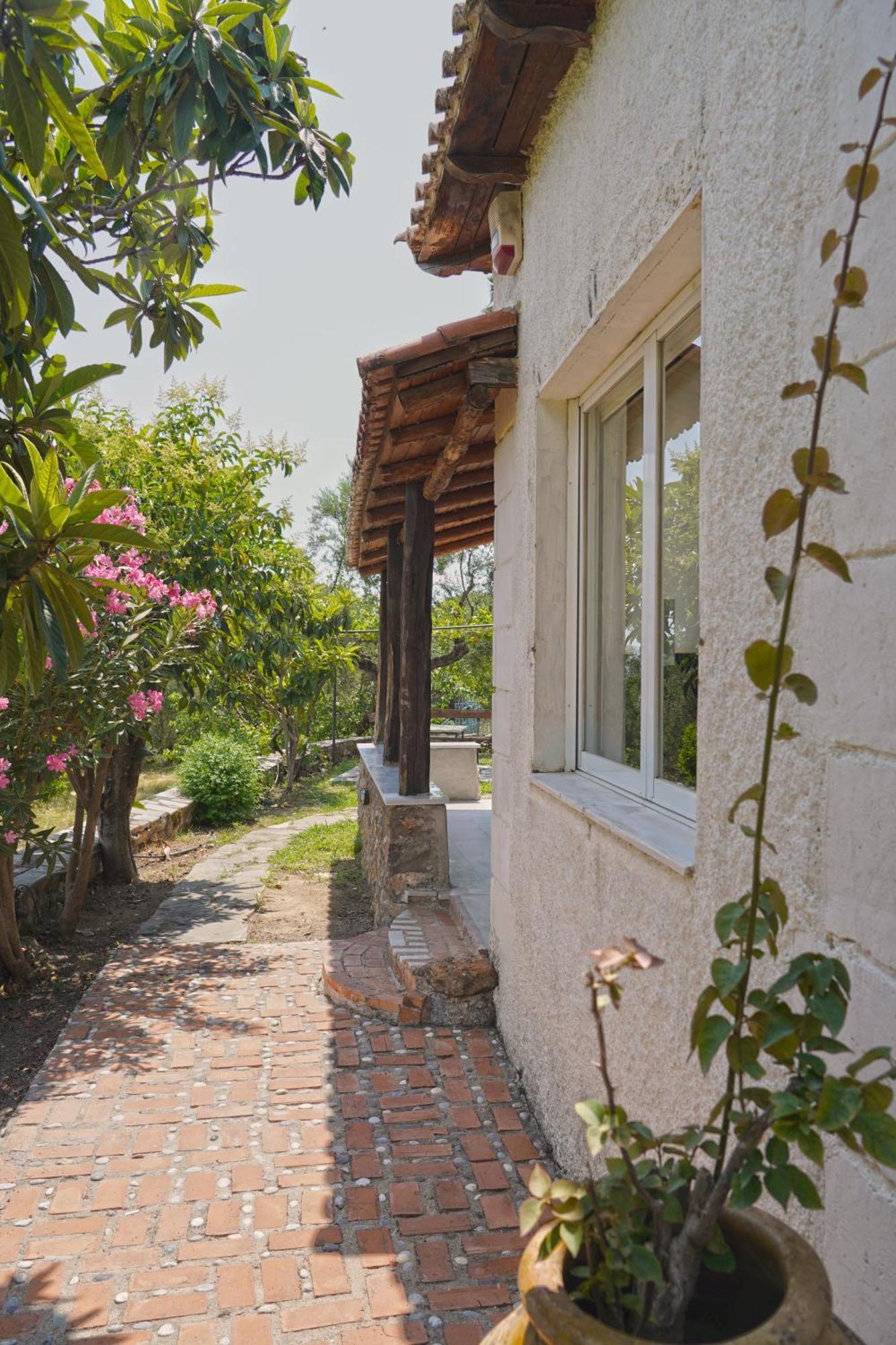 الشقق الفندقية كالاماتافي  Polas Residencies الغرفة الصورة